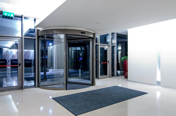 Revolving door — Stock Photo, Image