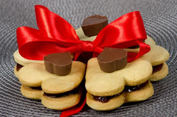 Cookies em forma de coração para o Dia dos Namorados — Fotografia de Stock