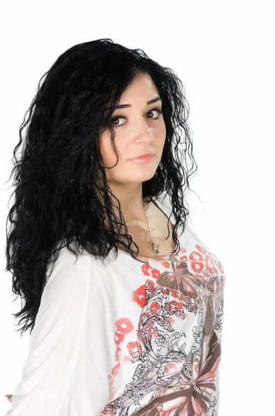 Portret młodej kobiety ze stawianiem czarne włosy — Zdjęcie stockowe