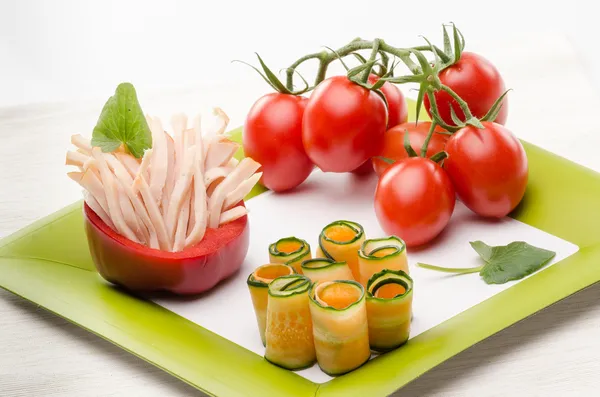 Arrangement with fresh vegetables and ham — Stock Photo, Image