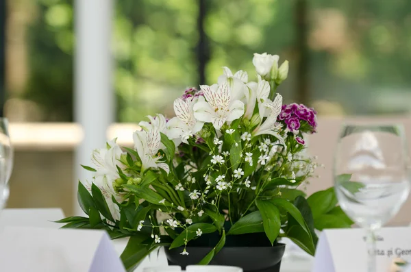 Arreglo de boda floral — Foto de Stock