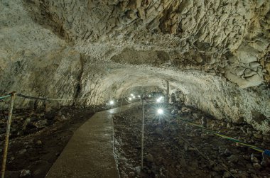 muierilor Mağarası