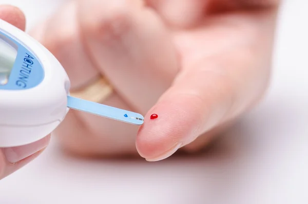 Blood glucose meter — Stock Photo, Image