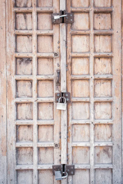 Ancient Wooden Door Iron Padlock Traditional Door Stone Town Zanzibar — Stock Photo, Image