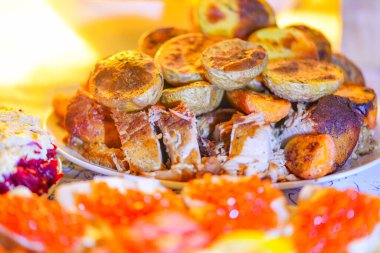 Kahvaltı, yemek, kırmızı balık, lezzetli yemek tatili.