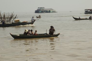 Kamboçya tonle sap Gölü.