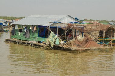 Kamboçya tonle sap Gölü.