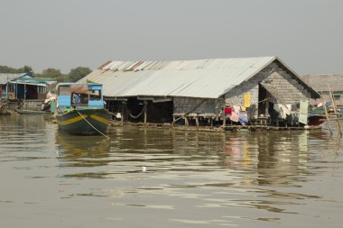 Kamboçya tonle sap Gölü.