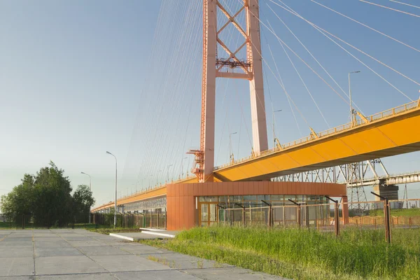 Straßenbrücke. — Stockfoto