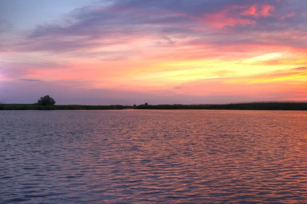 Morgen op de rivier — Stockfoto