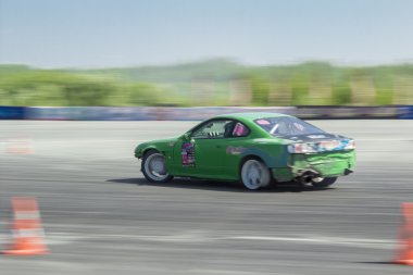Rus drift.
