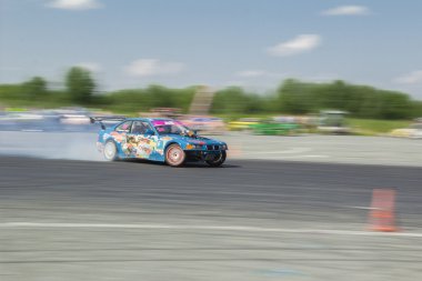 Rus drift.