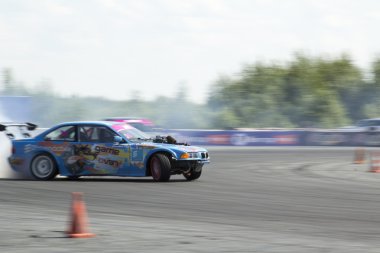 Rus drift.