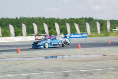 Rus drift.
