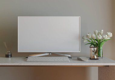 Oturma odasında masası olan beyaz bir duvar.