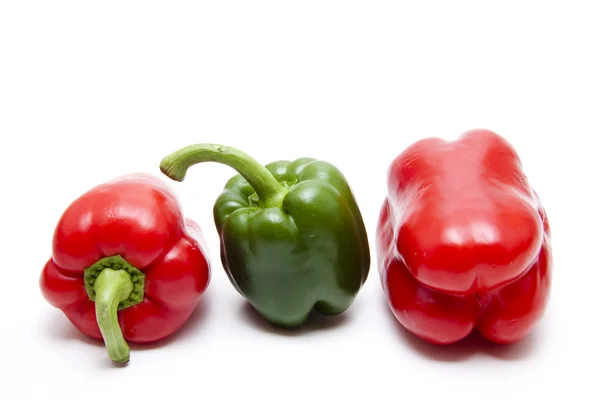 Grön och röd paprika — Stockfoto