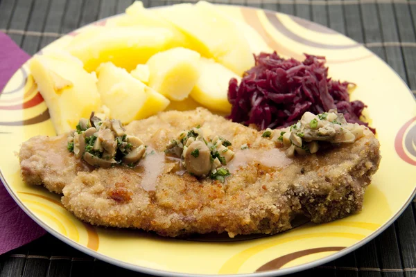 Paniertes Schnitzel — Stockfoto