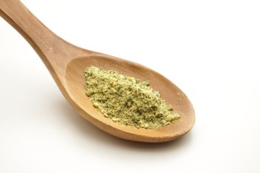 yemek pişirmek için kurumuş otlar