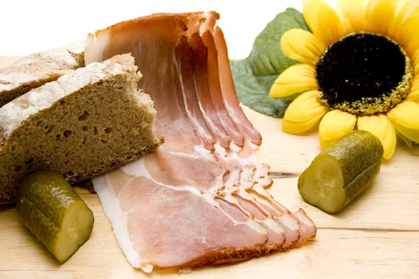 Ham bacon with cucumber — Stock Photo, Image