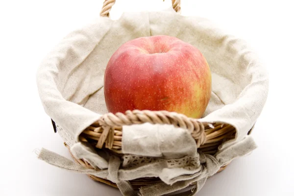 Fresh red Apple in basket — Stock Photo, Image