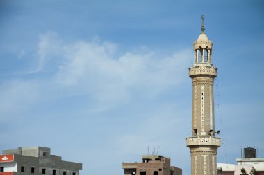 ev ile Mısır Camii