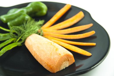 Havuçlu kırmızı biber ile