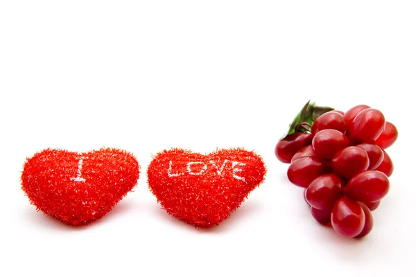 Red wine grapes with heart — Stock Photo, Image