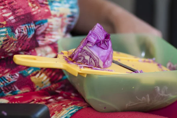 Red cabbage with plane — Stock Photo, Image