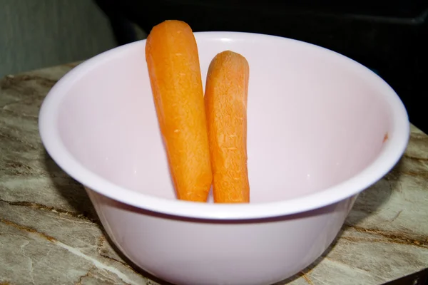 Carrot in the bowl — Stock Photo, Image