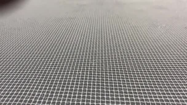 Applying a decorative microcement coating to the floor — 비디오