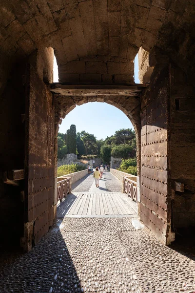 Gate of Amboise in Rhodes fortress, Greece — Foto de Stock
