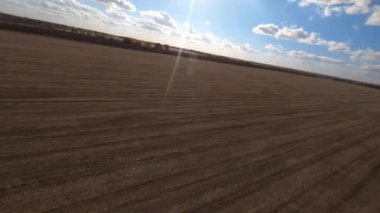 FPV İHA 'da saha üzerinde güzel bir uçuş
