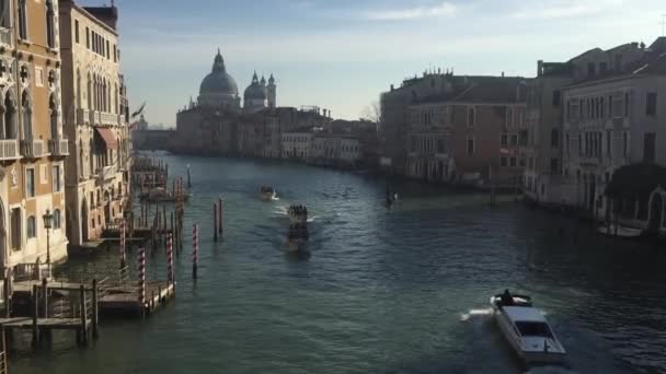 Nagranie wideo w jakości HD z widokiem na Canal Grande w Wenecji, Włochy — Wideo stockowe