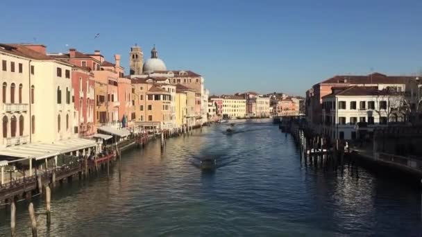 İtalya, Venedik 'teki Büyük Kanal manzaralı HD kalitesinde video görüntüleri — Stok video