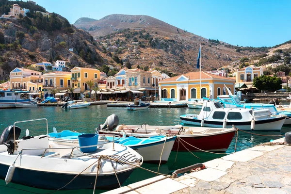 Utsikt Den Greske Havnen Symi Island Hus Øybakker Reiser Fra – stockfoto