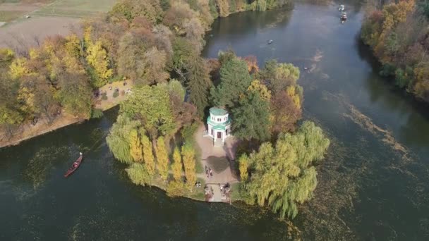 Aerial Panoramic Video Drone National Dendrological Park Sofiyivka City Uman — Stockvideo