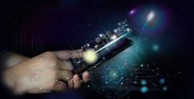 Dijital kablosuz teknoloji, internet ağı bağlantısı büyük veriler, dijital pazarlama IOT konsepti. Küresel teknoloji akıllı telefon modern bilgisayar sörfü İnternet fütüristik metaevren