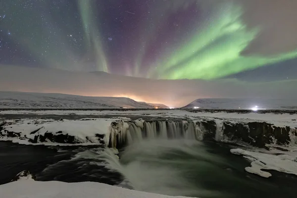 Spectacular Photos Nature Iceland Northern Lights Snow Waterfalls Frozen Rivers — Foto Stock