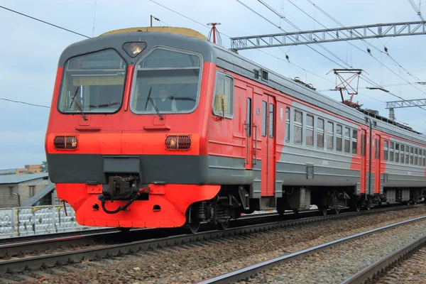 De lopende trein — Stockfoto