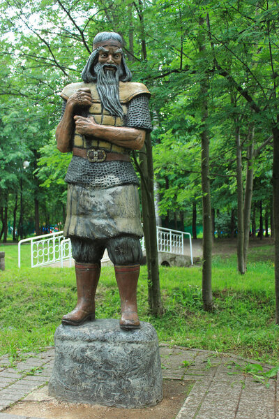 Скульптура "Воин". Москва
