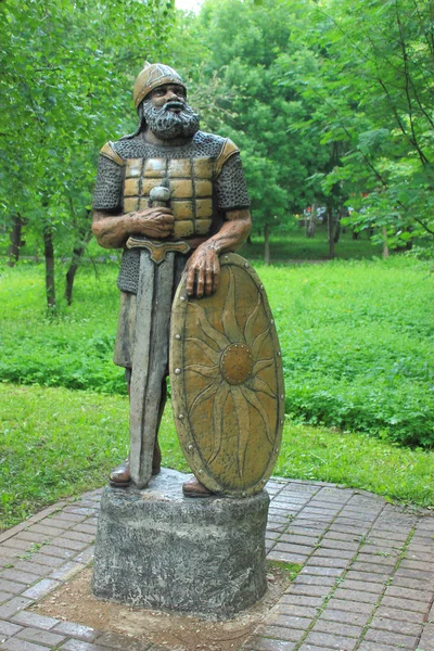 De sculptuur "warrior." Moskou. — Stockfoto