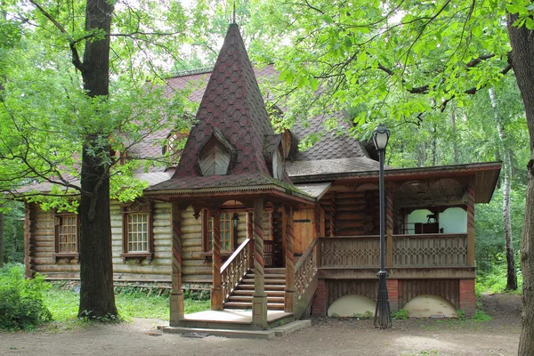 La casa di legno. Lianozovo. Mosca — Foto Stock