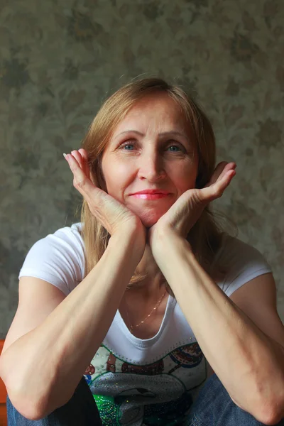 Portrait of a woman — Stock Photo, Image