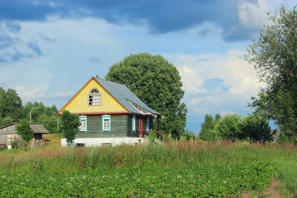 Hus på landet — Stockfoto