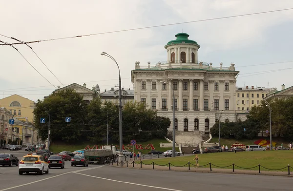 Дом Пашкова на Моссе. Москва — стоковое фото