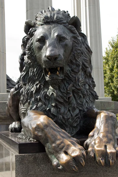 A escultura "Leão". Moscovo . — Fotografia de Stock