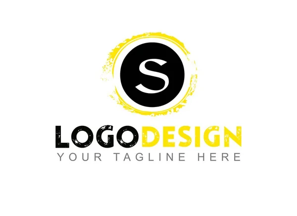 Sのロゴデザイン テキストはこちら 白い背景のロゴテンプレート — ストック写真
