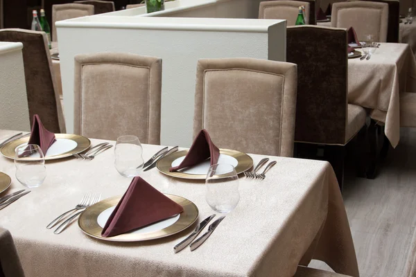 Interior of modern restaurant with served table — Stock Photo, Image