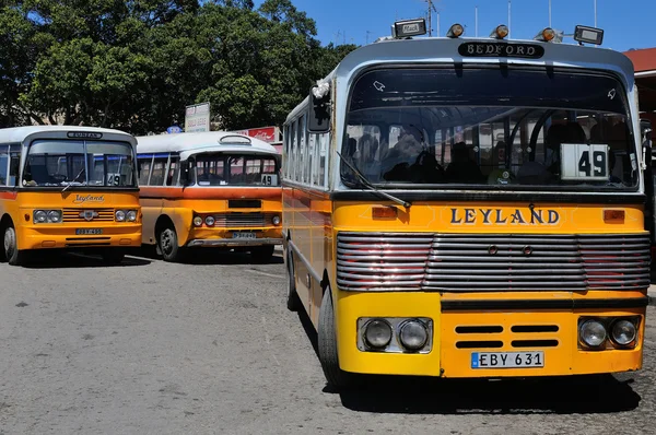 Зупинки автобусів Malta — стокове фото