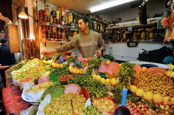 Mercado em uma cidade Fes em Marrocos — Fotografia de Stock